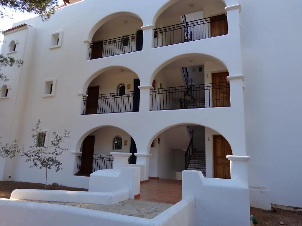 Apartment Apartamentos Los Pinares Benet Santa Eularia des Riu Spain